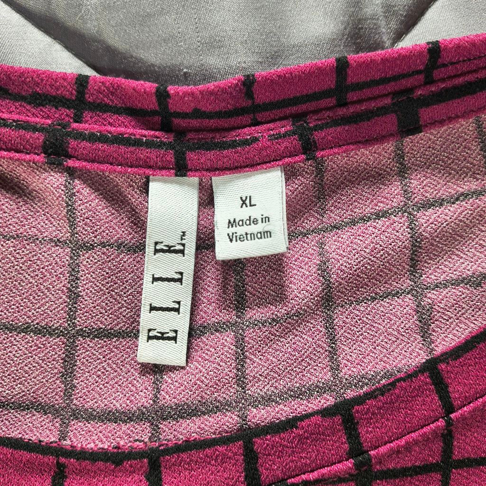 (XL) Women's ELLE Burgundy & Black Grid Pattern Hi-Lo Blouse - Picture 5 of 6